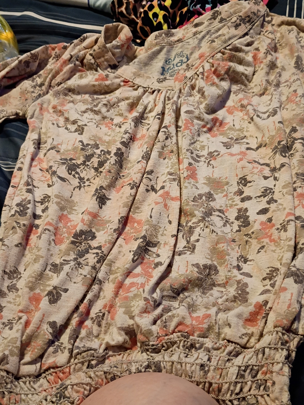 Mudd Long Sleeve Floral Tee in Beige, Pink and Gray